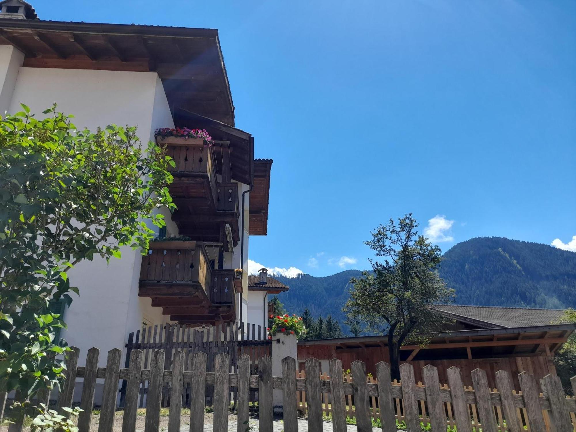 Villa Andre Тирес Екстериор снимка